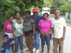 11857706_1611641039125745_1005456812_n28129