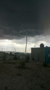 14459107_1123434807735335_1858566826_n28129