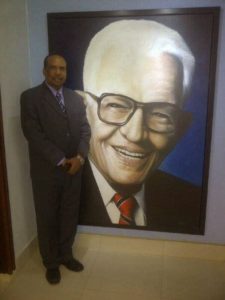 1175742_597267526978800_145929841_n