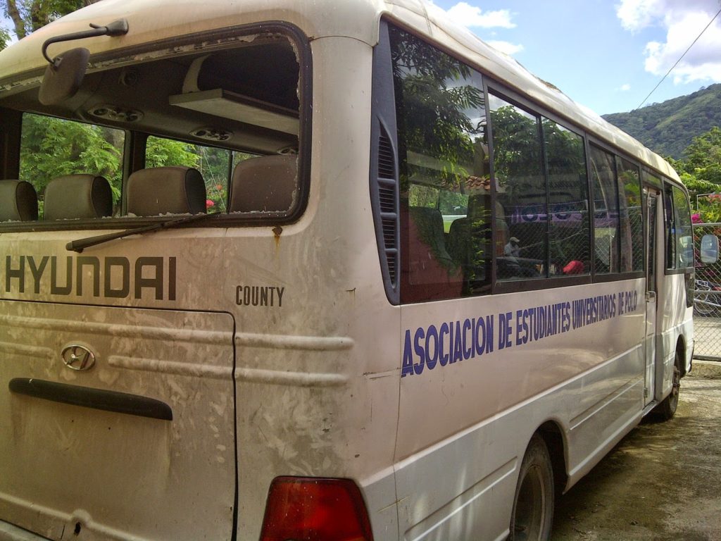 Resultado de imagen para aseupolo minibus estudiantil