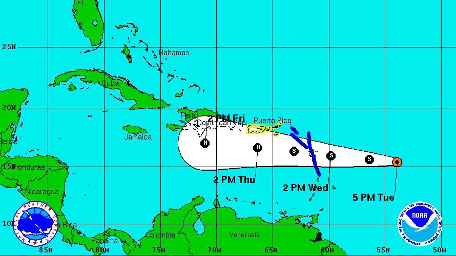 Resultado de imagen para Emiten alerta para 14 provincias por paso de Isaac y barahona es una de ellas
