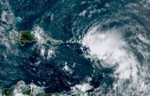 tormenta Laura que pasaría por el norte del país mañana