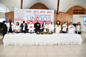 Mesa de honor de la cumbre