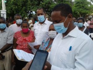 Alcalde-Jaquimeyes-en-Barahona-renuncia-del-PRD-y-pasa-al-PRM