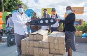 Entrega lámparas Pescaderia