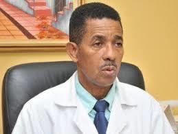 El autor es infectólogo, director del Hospital Infantil Robert Reid Cabral.-