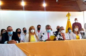 medicos normativa medicos-se-oponen-a-normativa-de-la-dgii-y-rechazan-modificacion-al-codigo-tributario