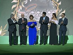 PHOTO-2022-07-12-23-21-27-1