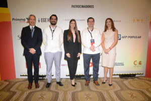 7. Leonel Melo, Luis Arcalá, Gabriela Navarro, Francisco Álvarez y Angie Bergés. JPG