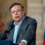 ¡TENSIÓN EN EL PACÍFICO! Petro denuncia ataque de EE. UU. y asegura que hay sobrevivientes en el mar