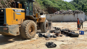 Equipos-de-musica-destruidos-en-Samana-Foto-Pedro-Javier