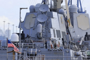 USS-Stockdale-el-USCGC-Stone-y-el-USCGC-Diligence-JPG-728x486