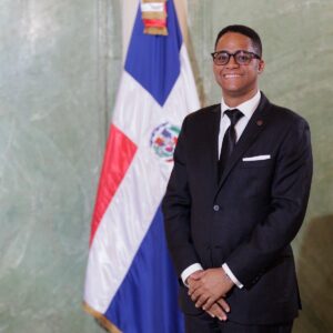 Abinader designa a Félix Tena de Sosa como Subconsultor Jurídico del Poder Ejecutivo