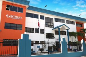 Abinader recibirá la nueva Licencia de Conducir en acto oficial del INTRANT