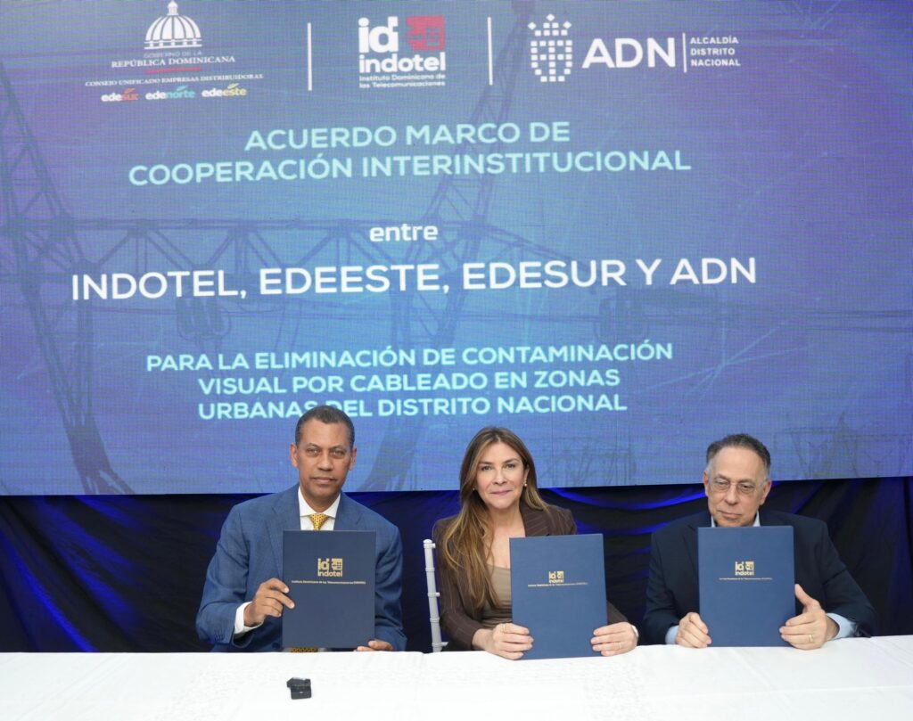 Indotel, ADN y CUED formalizan plan para retirar cableado y reducir contaminación visual en el Distrito Nacional