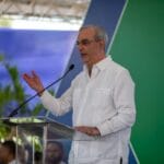 Luis Abinader pone en marcha la Línea 2C del Metro de Santo Domingo; beneficiará a más de un millón de habitantes