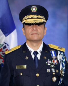 Presidente Abinader designa a Andrés Cruz Cruz como nuevo director de la Policía Nacional