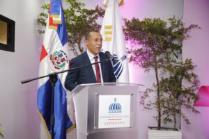 Presidente Abinader designa a Geraldo Espinosa Pérez como contralor general de la República