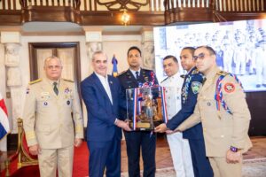 Presidente Abinader dice que gracias al fortalecimiento y trabajo de las Fuerzas Armadas y la Policía Nacional la República Dominicana se consolida como un faro de paz en la región