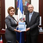 ProCompetencia entrega al Poder Ejecutivo anteproyecto de reforma a la Ley 42-08