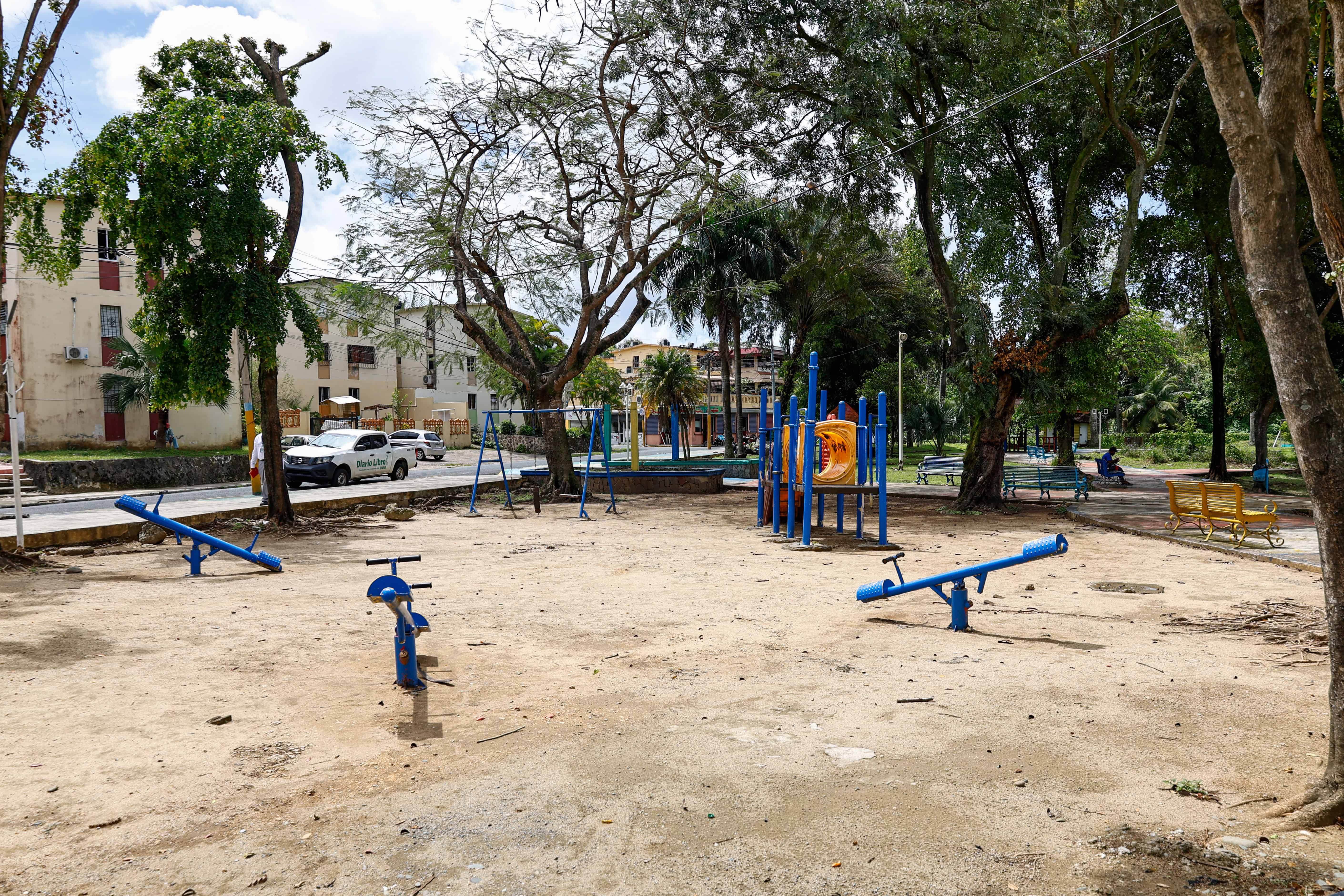 Los niños no tienen espacio para divertirse